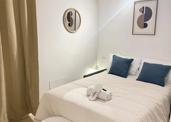 Guest house Portico 83 *