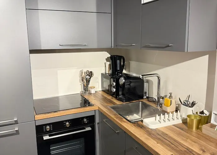 Portico 83 * בולוניה